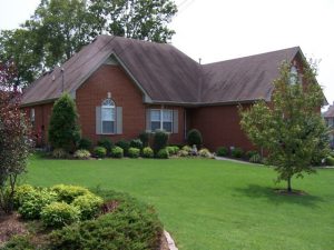 Nashville-Roof-Cleaning-Before-300x225.jpg